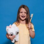 Odontopediatría: cómo preparar a los niños para su primera revisión dental